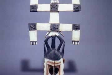 Masque kanaga dogon (Mali), n° inv. 2002.0.91  Copyright Collection ethnographique de l’université de Strasbourg