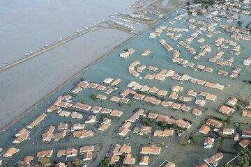 Maisons entourées d'eau suite au passage de la tempête Xynthia en 2010.