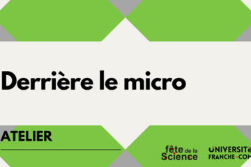 Derrière le micro