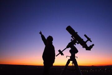 homme-ciel-nuit-telescope
