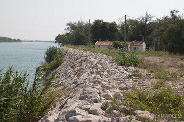 Image de digue Salin-de-Giraud