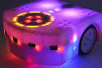 robot-thymio-danse-lumineux robot-thymio-danse-lumineux
