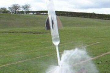 Fusée à eau