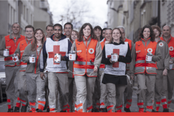 photo du personnel de La croix rouge
