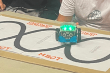 Robot Mbot afficheur de messages 