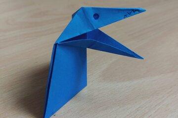 Dinosaure qui bouge la bouche en origami 