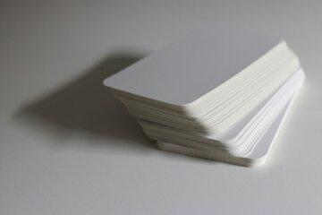 Pile de cartes à jouer vierges