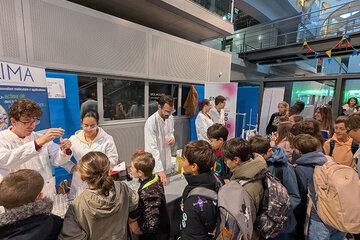 La chimie du quotidien expliquée aux plus jeunes