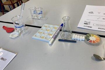 chimie dans la classe