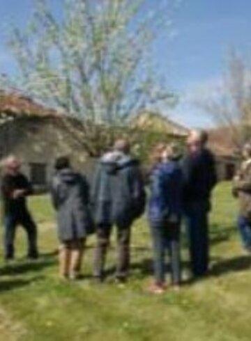 la taille des fruitiers en mars est conduite avec l'association des "Croqueurs de pommes"