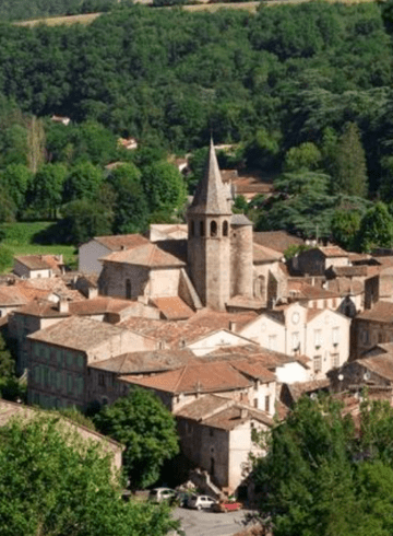 Monestiés, village d'accueil.