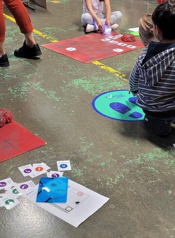 enfants lors de la Fête de la science dans le Gers