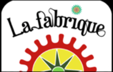 Texte La fabrique. Roue dentée rouge, jaune et verte.